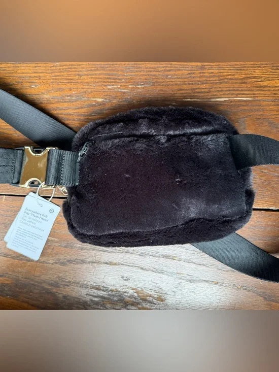 lululemon athletica Black Faux-Fur Belt Bag with Gold Buckle - Picture 3 of 4